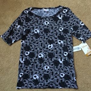 FINAL Lularoe Skellington shirt